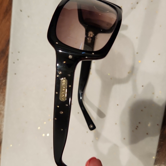 Coach Sunglasses - Picture 5 of 16